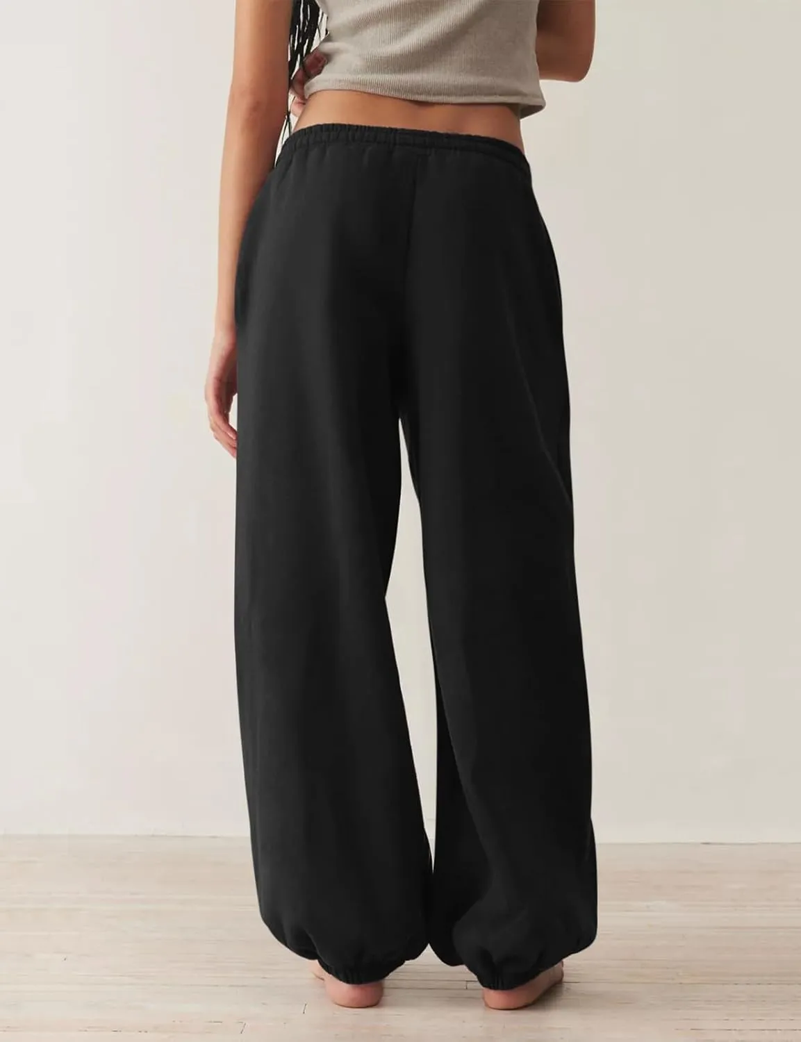 HeSaYep Sweatpants for Women Baggy Drawstring Waisted Cinch Bottom Casual Loose Sweat Pants with Pockets